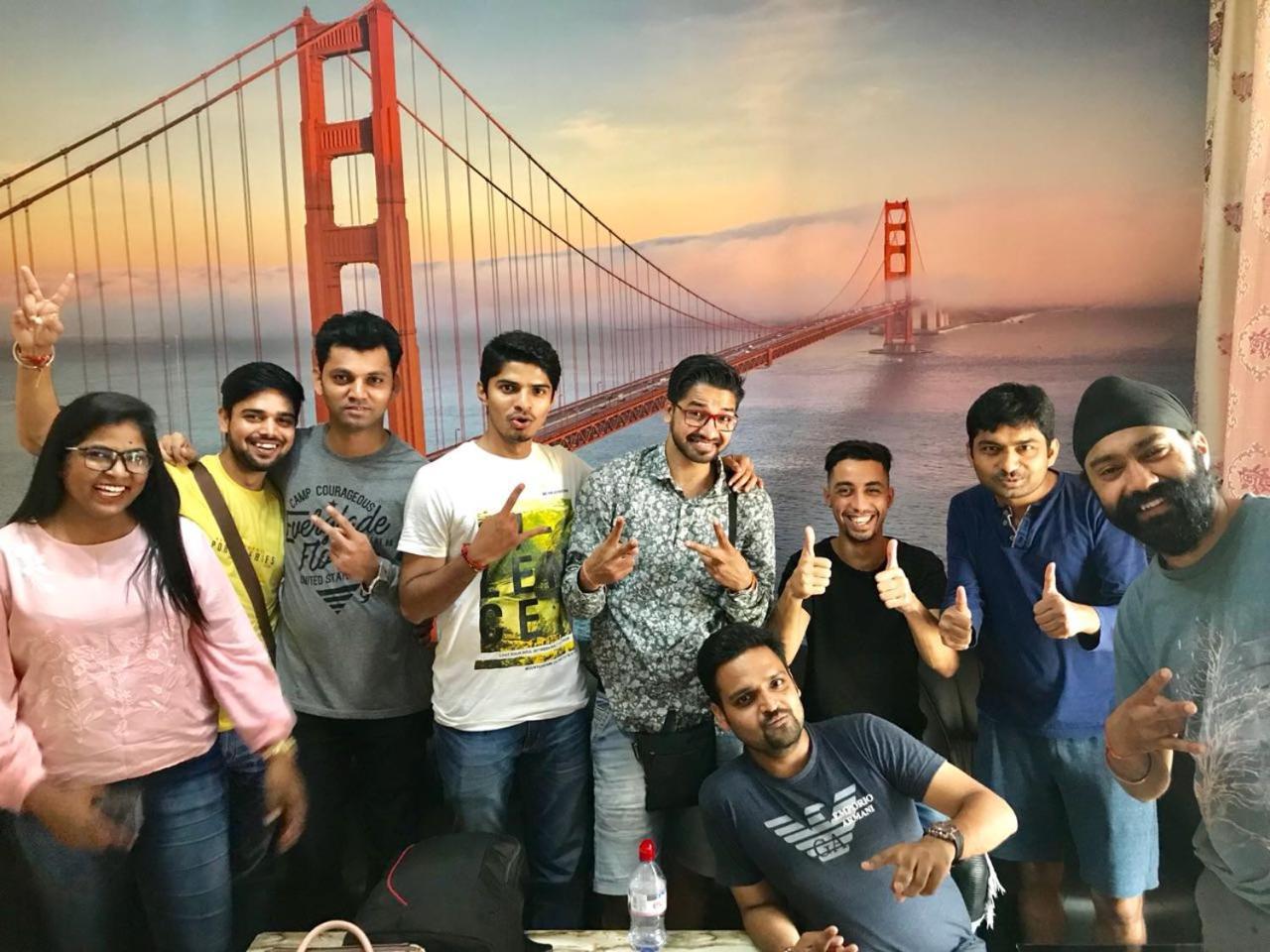 California Hostelドバイ エクステリア 写真